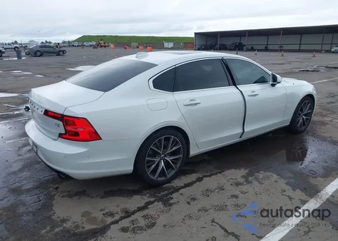 2018 Volvo S90 T5 Momentum z USA, uszkodzony, nr VIN LVY102AKXJP056464